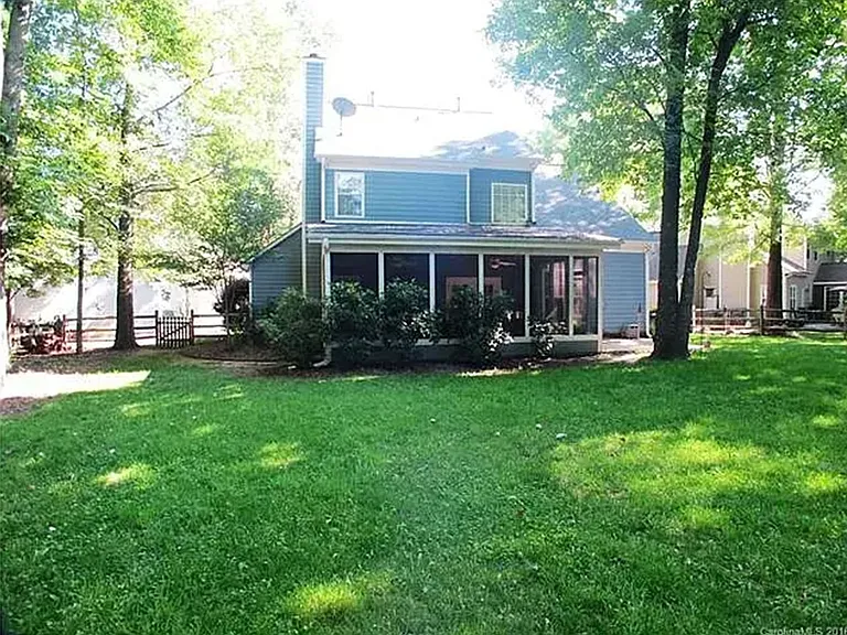9119 Fairbridge Rd — Photo 15