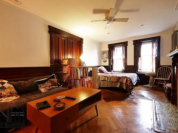 5th image of 472 Macdonough St #1