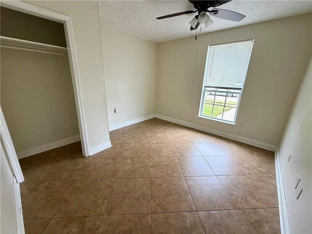 3 bed, 1069 sqft, $1,500 — Photo 4