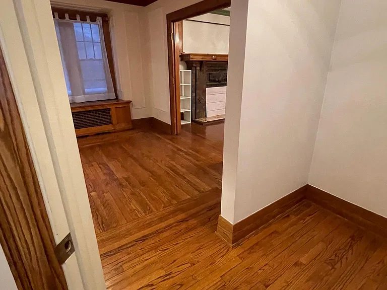 319 Dewey St — Photo 14