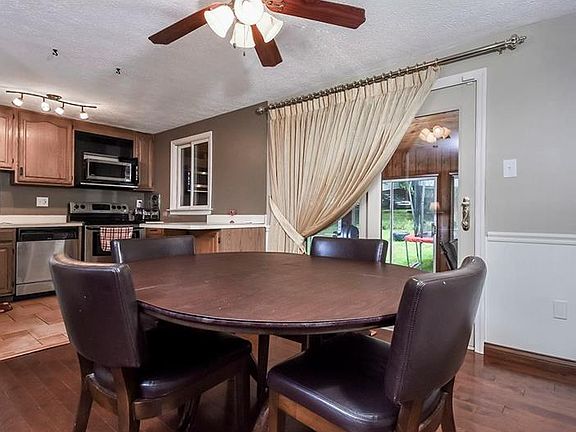 2nd image of 344 Alamo Dr