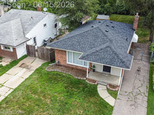 24876 Dale Ave, Eastpointe, MI 48021