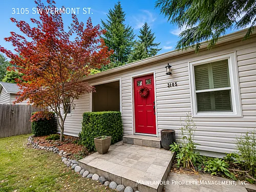 3105 SW Vermont St Photo 1