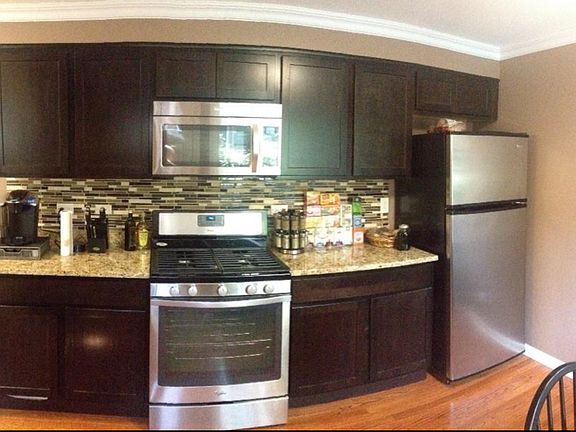 4th image of 1217 Mulford St #1