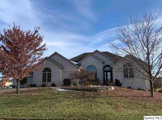 4504 Covington Ln, Quincy, IL 62305