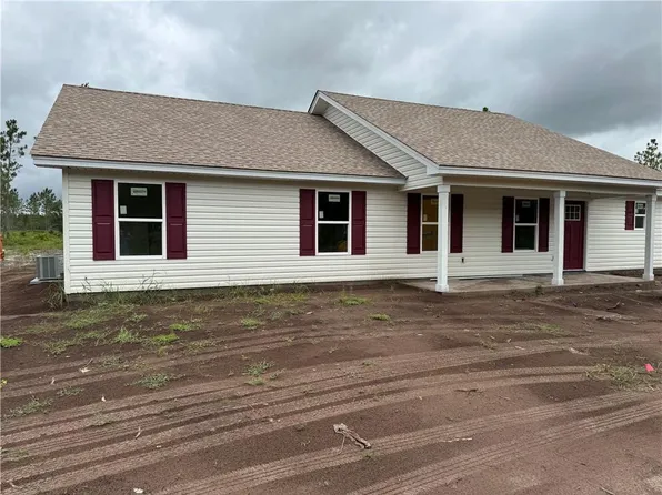 17830 Post Rd S, Waynesville, GA 31566
