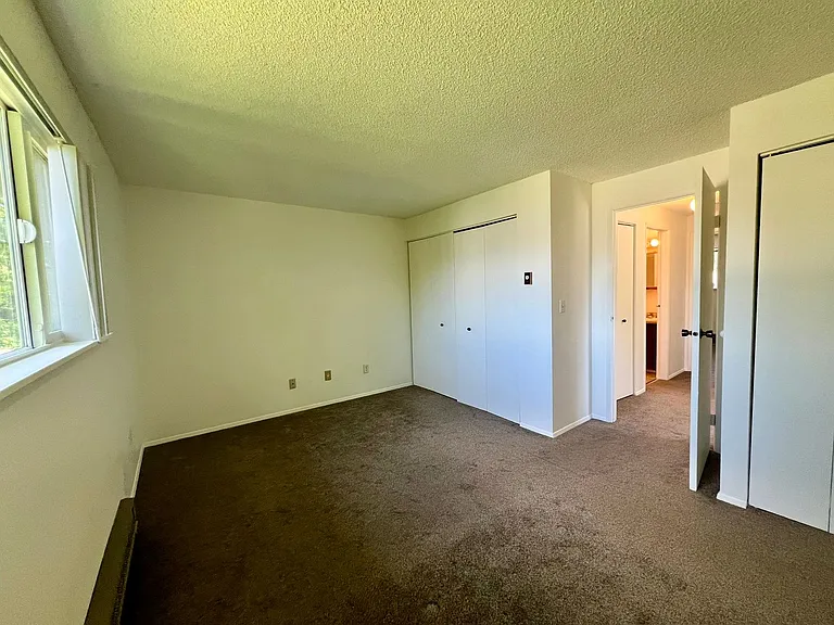 6102 Glen Mary Ln SE — Photo 14