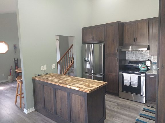 4th image of 118 Donyell Dr