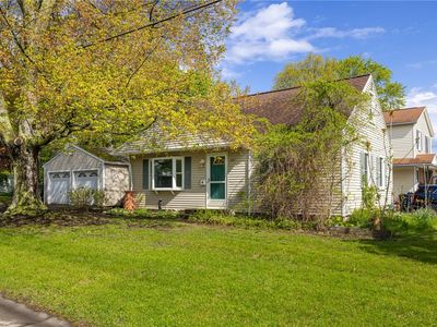 147 Hilltop Rd, Rochester, NY, 14616