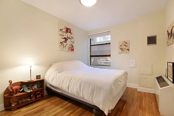 Rented by Corcoran | media 14