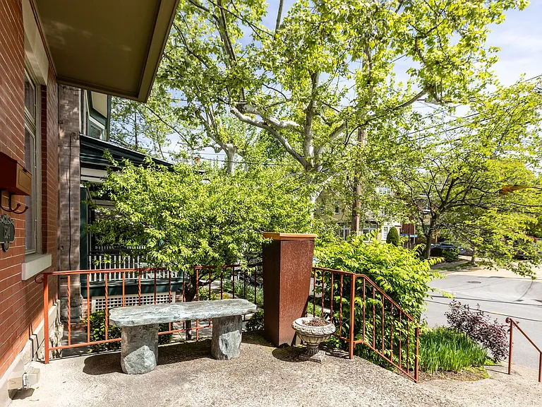 1524 Murray Ave — Photo 46