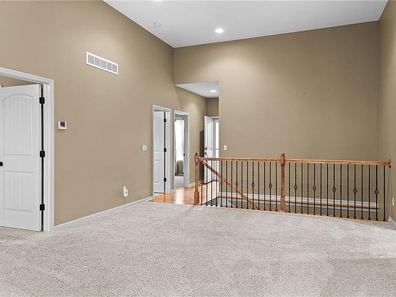 5th image of 14813 Killarney Ln