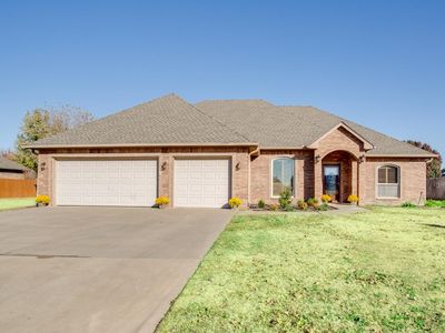 2209 Mount Vernon Rd, Enid, OK, 73703