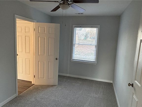 5th image of 23 N Kalmia Ave