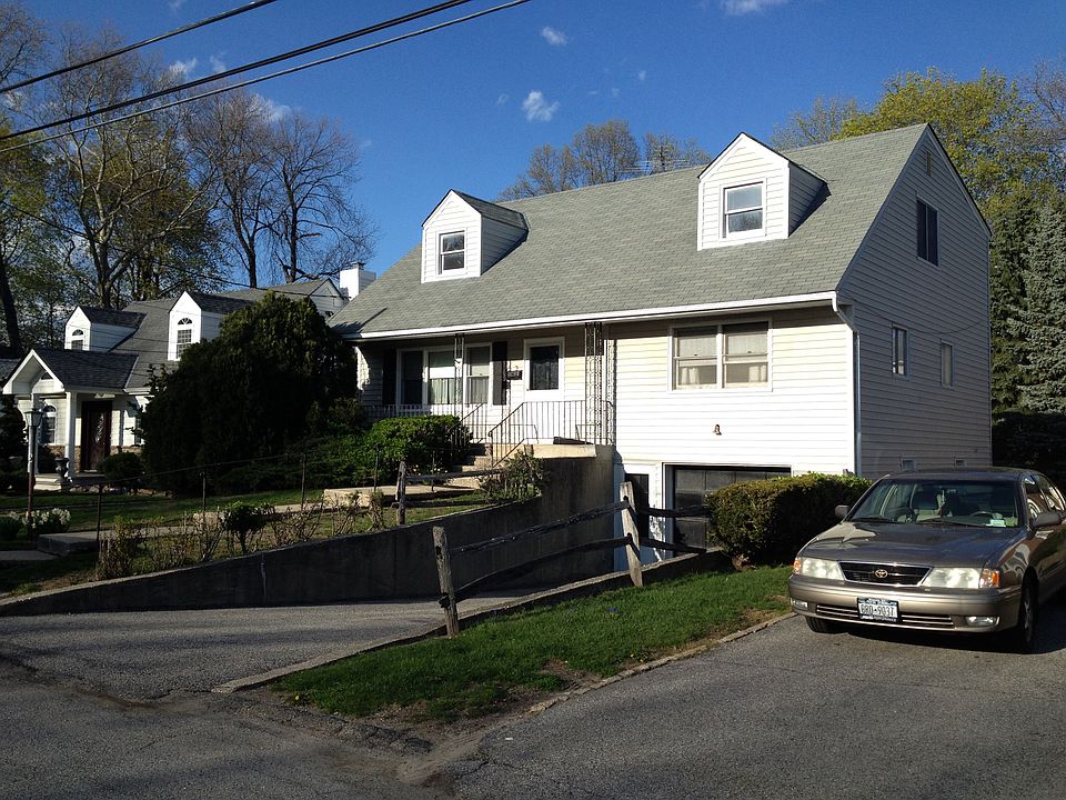 Beautiful/quiet neighborhood