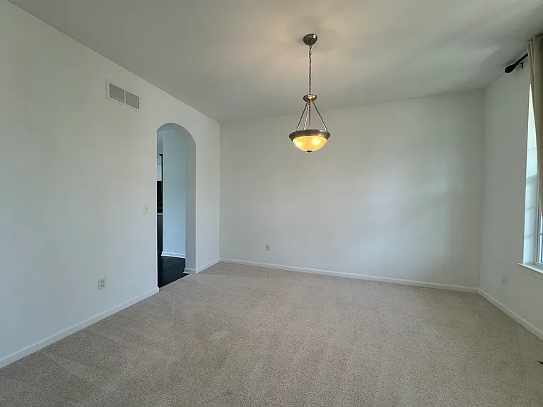 7722 Ryder — Photo 2