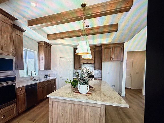 3rd image of 952 E Shilow Rd #131