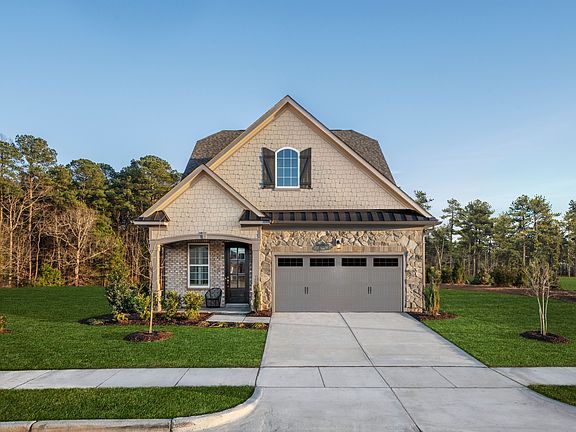 Savaan - Carrington Interior Image 1