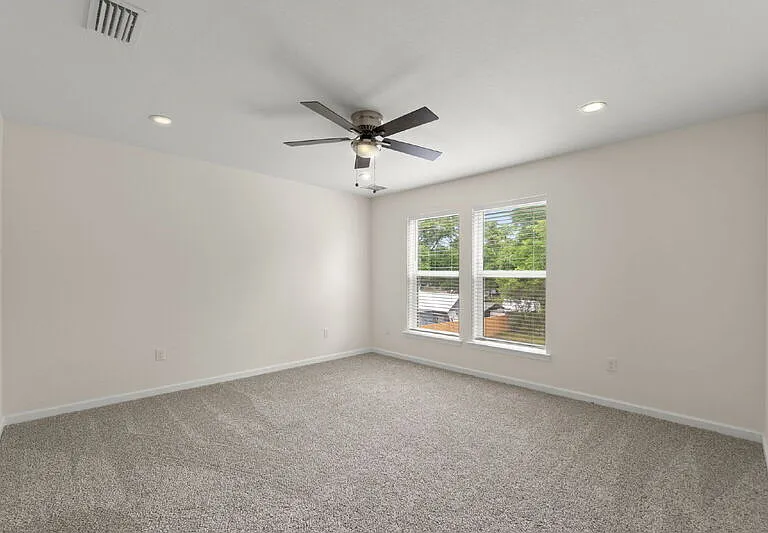 751 Amos St #B — Photo 14
