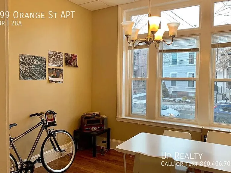 399 Orange St — Photo 5