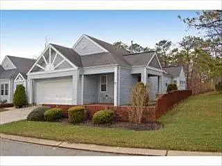 90 Deerfield Dr photo 1