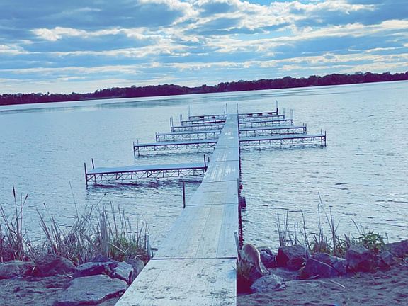 5th image of 46422 Cape Horn Rd