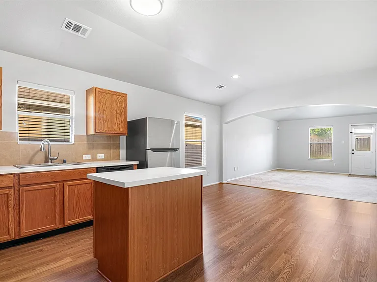 18218 Wild Orchid Dr — Photo 6