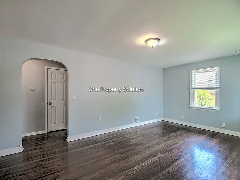 329 N Jay St — Photo 7