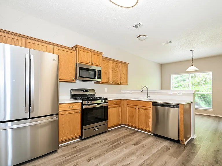 5717 San Marino Dr — Photo 8