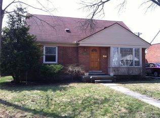 1680 Penistone St, Birmingham, MI 48009