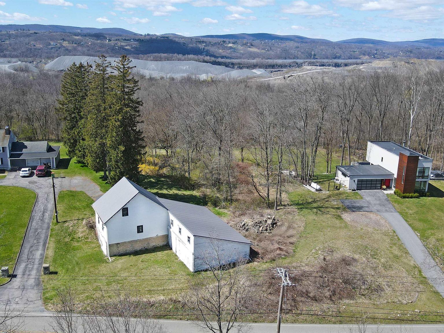 425 Sheafe Road, Wappingers Falls, NY 12590 Zillow