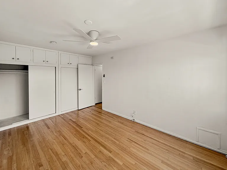 7955 W 1st St #6 — Photo 15