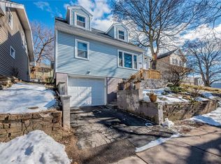 44 Hampden Rd, Rochester, NY 14610