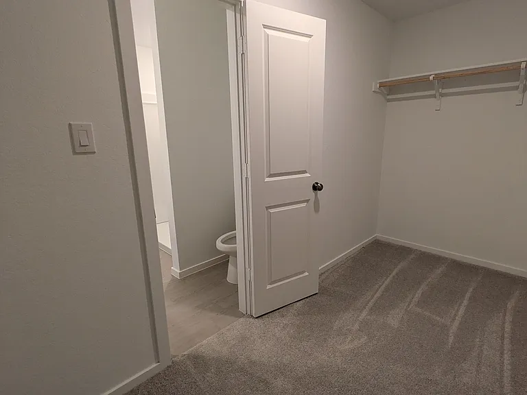 2741 Morganite Ring — Photo 14
