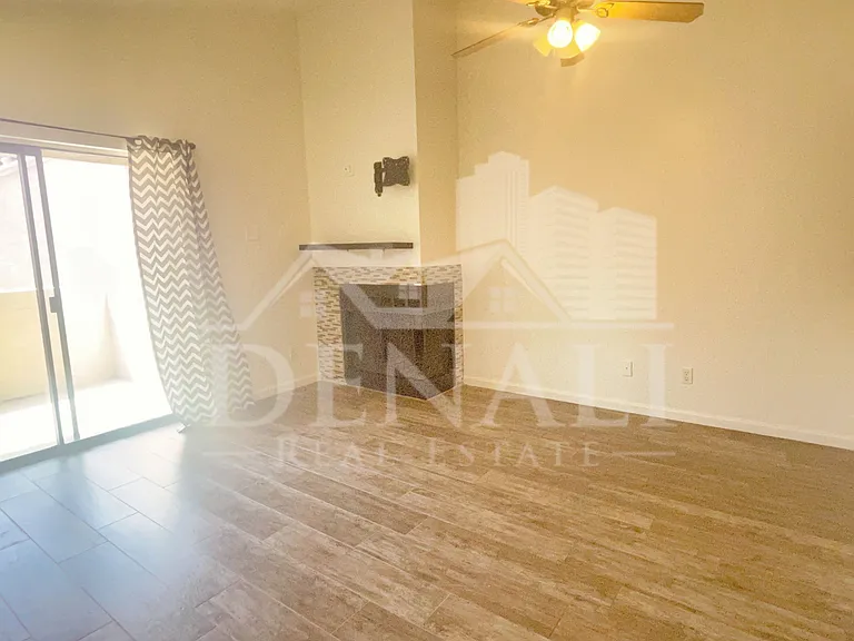 1065 W 1st St #204 — Photo 7