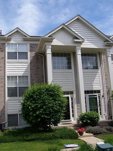 1st image of 952 Summit Creek Dr