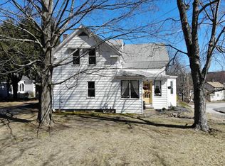 53 D St, Athol, MA 01331