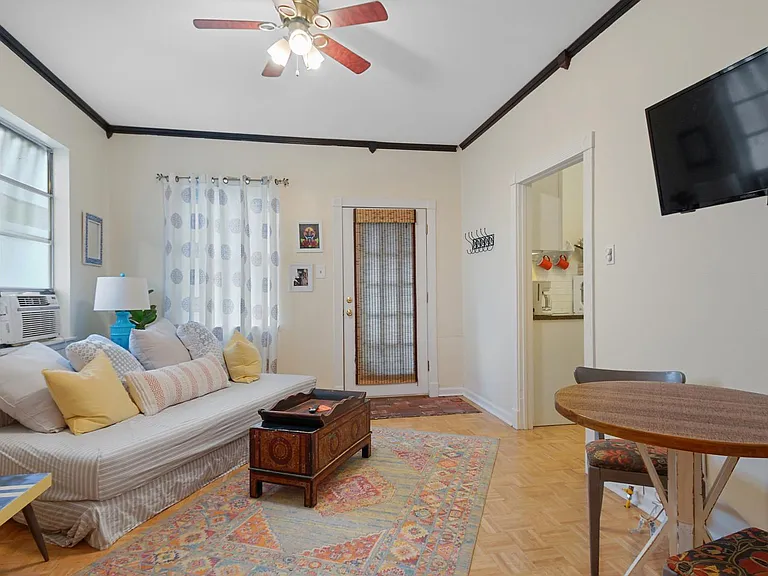 42 Joyce Ave — Photo 6