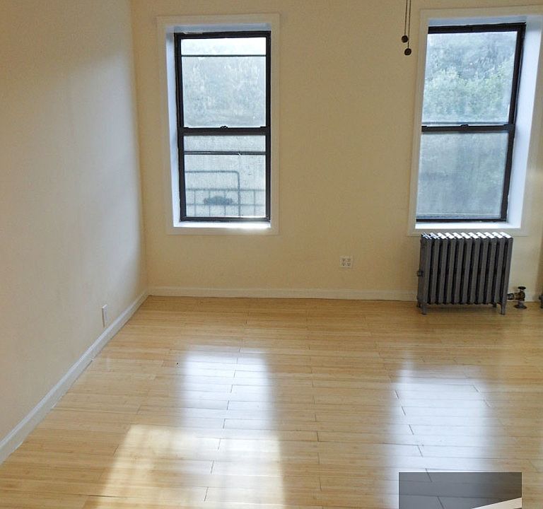 1st image of 921 Washington Ave #54