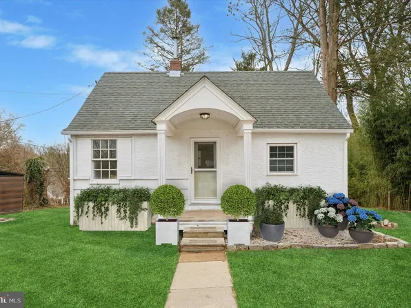 36 Park Ave, Media, PA 19063