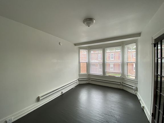 2nd image of 162 E Market St #15925425