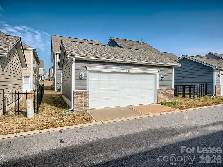 8123 Cornhill Ave — Photo 27