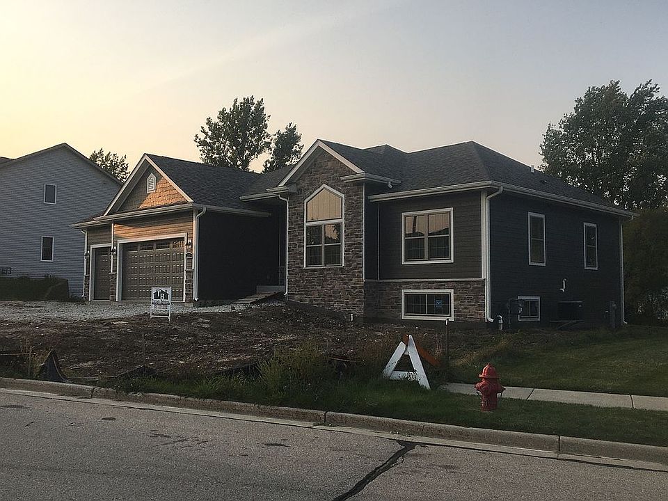 2nd image of 3404 29th St