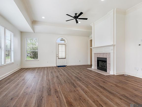 4th image of 10436 Springpark Ave