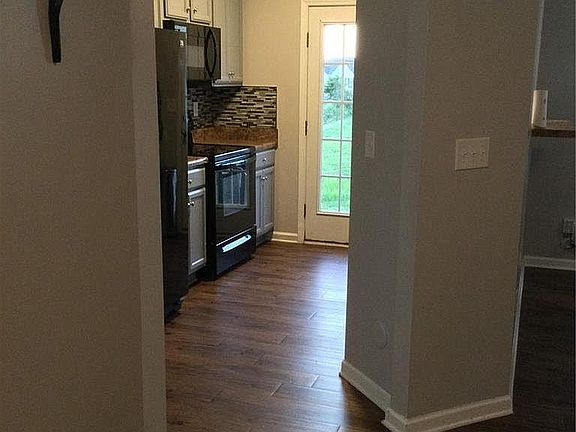 2nd image of 7607 Galvin St