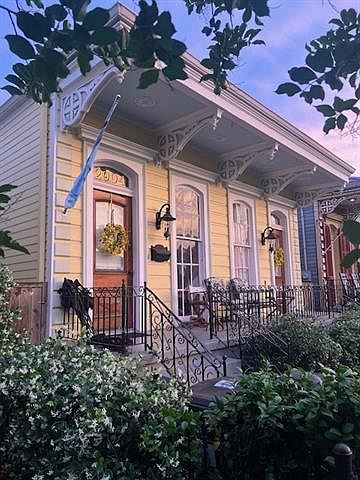 1st image of 2904 Annunciation St