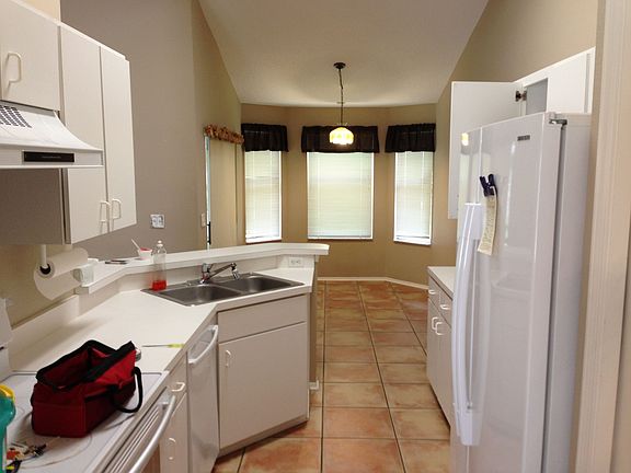Kitchen and breakfast nook