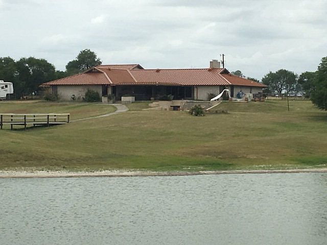 1st image of 593 N Cr 1070