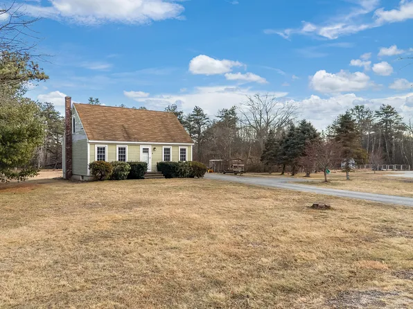 8 Tanglewood Drive, Kennebunk, ME 04043