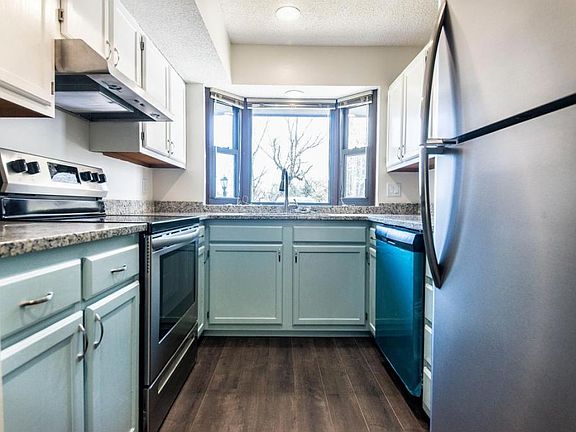 5th image of 2420 Volunteer Pkwy APT 17